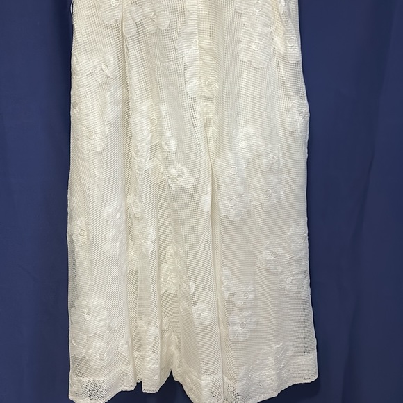City Chic White Lace Dress size 16 - Picture 6 of 7